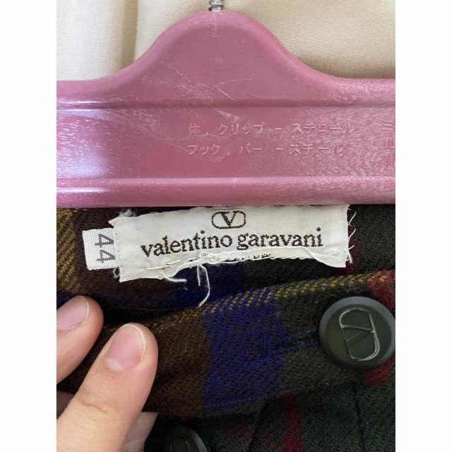 valentino garavani(ヴァレンティノガラヴァーニ)の【koko様専用】チェック柄プリーツスカート　膝下丈 レディースのスカート(ロングスカート)の商品写真