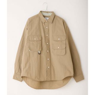 カスタネ(Kastane)のwhimsic ナイロンフィッシングシャツ UNISEX(シャツ)