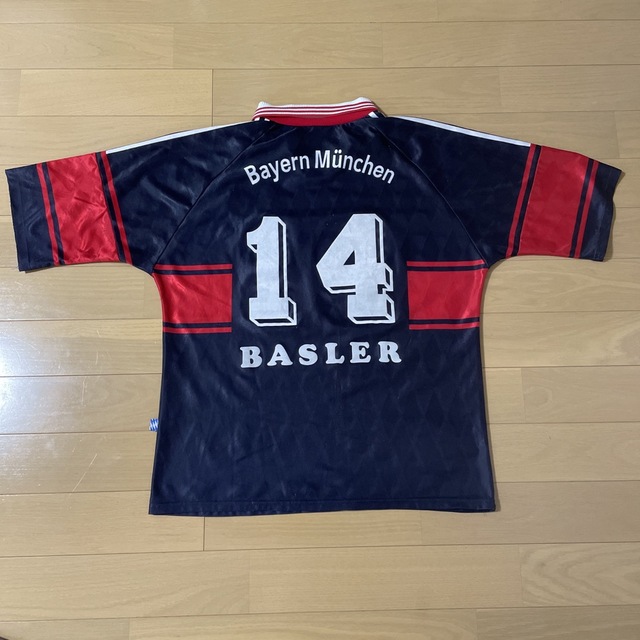 adidas(アディダス)のBayern München 97-98 ユニフォーム 古着 メンズのトップス(Tシャツ/カットソー(半袖/袖なし))の商品写真