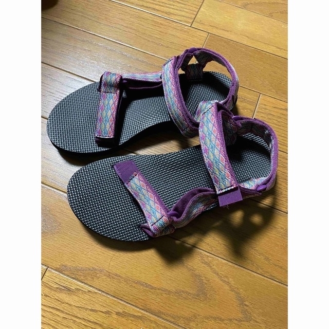 ☆新品☆teva サンダル 5サイズ 8800→7500スポサン