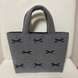 ヌビバッグ♡ハンドメイド♡濃いグレー色♡リボン付き♡ハンドバッグ♡(バッグ)