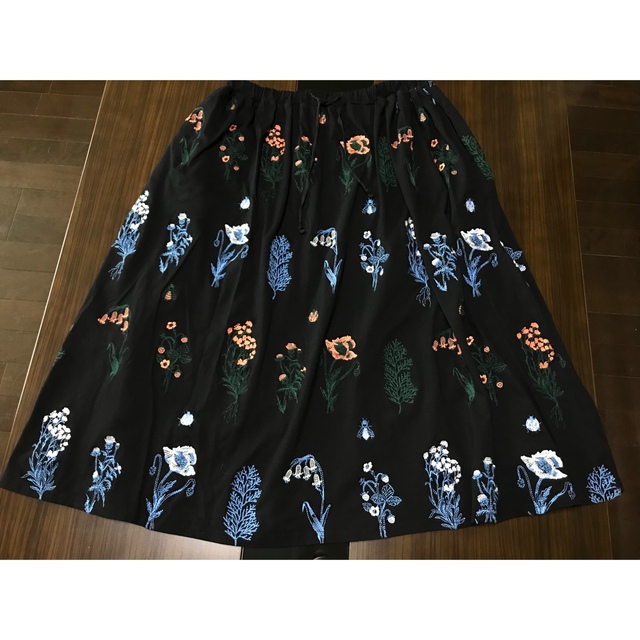 マーブルシュッド　marble sud 花　刺繍　スカート