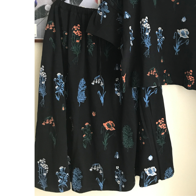 マーブルシュッド　marble sud 花　刺繍　スカート 1