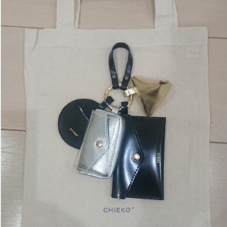 完売品】CHIEKO+ ミニバッグチャーム ブラックの通販 by emisan shop