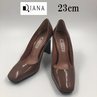 ダイアナ(DIANA)のダイアナ、ピンクのエナメルパンプスです(ハイヒール/パンプス)