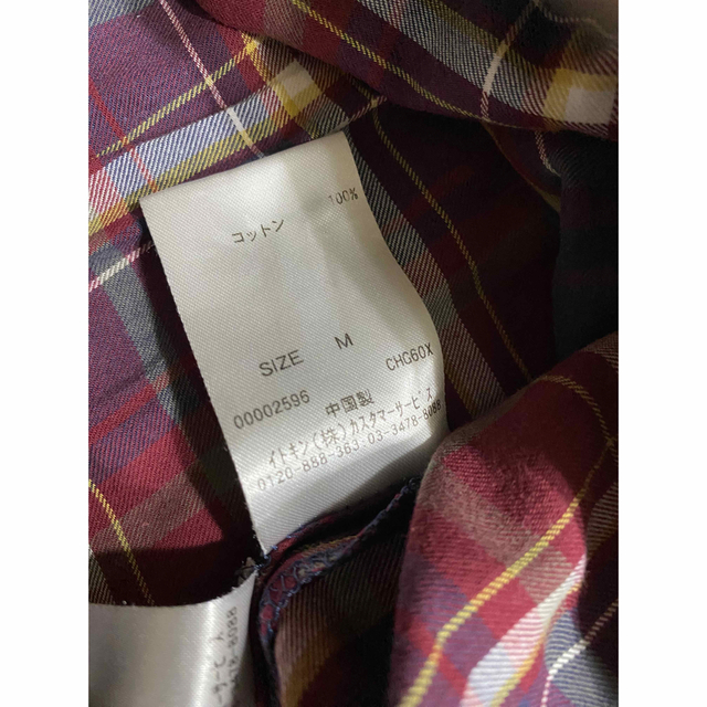 a.v.v(アーヴェヴェ)のavv アーヴェヴェ チェックシャツ サイズM レディースのトップス(シャツ/ブラウス(長袖/七分))の商品写真