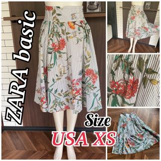 ザラ(ZARA)のZARAbasic美品！アメリカXS日本ならM相当　ボタニカルストライプスカート(ひざ丈スカート)