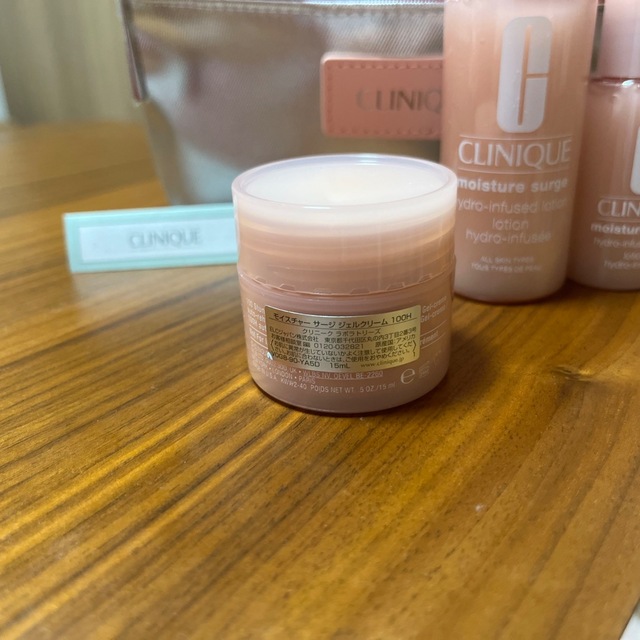 CLINIQUE(クリニーク)のクリニーク　モイスチャーサージ　ジェルクリーム　保湿化粧水 コスメ/美容のスキンケア/基礎化粧品(保湿ジェル)の商品写真