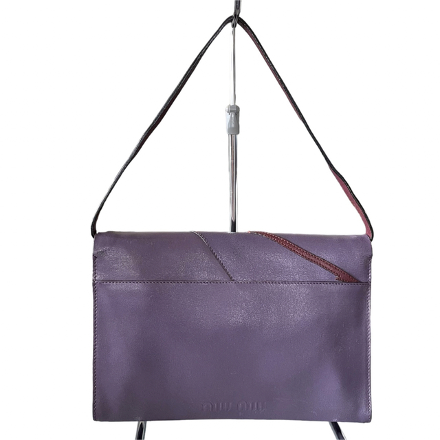 miumiu(ミュウミュウ)のmiu miu ミュウミュウ ミニショルダーバッグ おしゃれなパープル レディースのバッグ(ショルダーバッグ)の商品写真