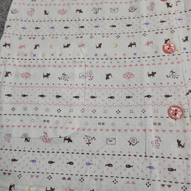 しまむら(シマムラ)のCLOSSHI　パジャマ　ネコ　8分袖　8分丈　綿100%　Mサイズ レディースのルームウェア/パジャマ(パジャマ)の商品写真