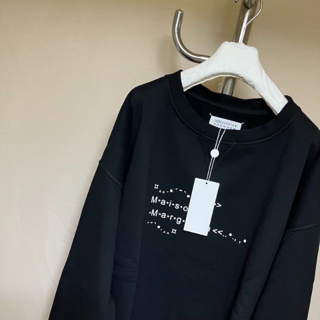 Maison Martin Margiela(マルタンマルジェラ)の新品 22ss XXL マルジェラ ブランドロゴ スウェット 黒 4685 メンズのトップス(スウェット)の商品写真