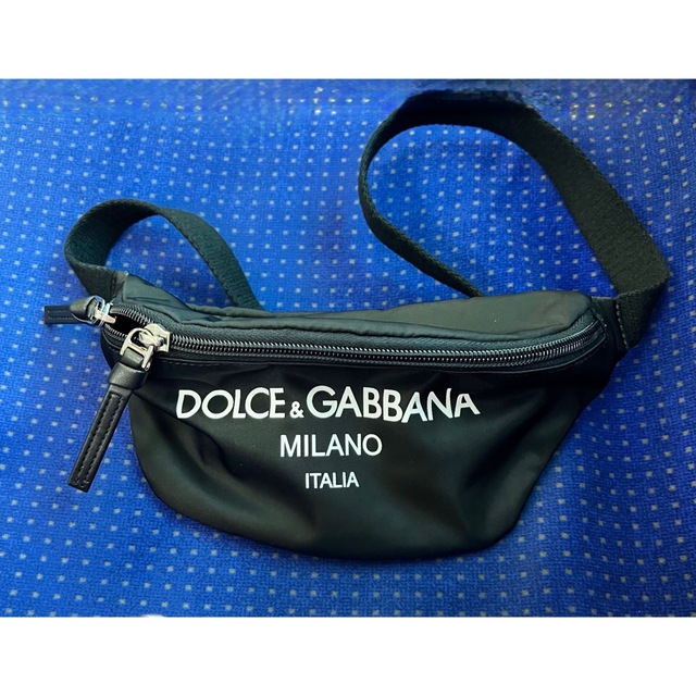 DOLCE&GABBANA(ドルチェアンドガッバーナ)の【早いもの勝ち本日のみ】DOLCE&GABBANA★ボディバッグウエストポーチ  レディースのバッグ(ボディバッグ/ウエストポーチ)の商品写真