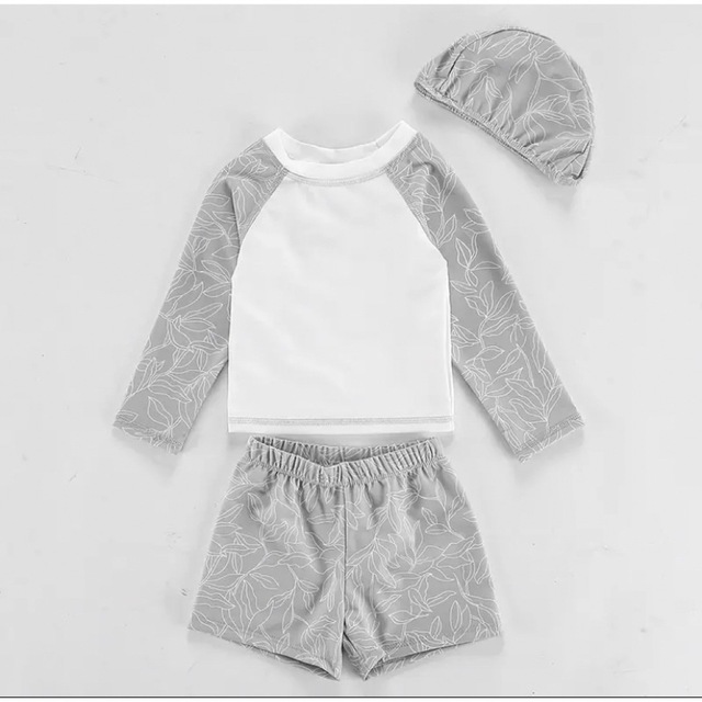 babyGAP(ベビーギャップ)の【新品】ラッシュガード 水着 100 帽子 スイムパンツ 男の子 女の子 キッズ/ベビー/マタニティのキッズ服男の子用(90cm~)(水着)の商品写真