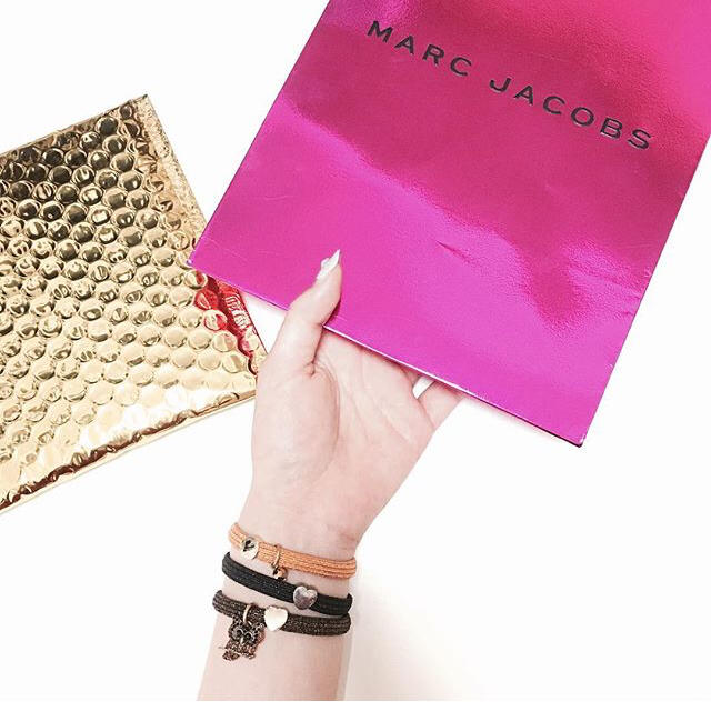 MARC JACOBS(マークジェイコブス)のマークジェイコブス ホリデー限定ショッパー レディースのバッグ(ショップ袋)の商品写真