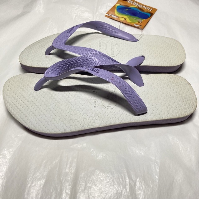 havaianas(ハワイアナス)の新品送料込み　ハワイアナス　サンダル　ホワイトパープル レディースの靴/シューズ(ビーチサンダル)の商品写真