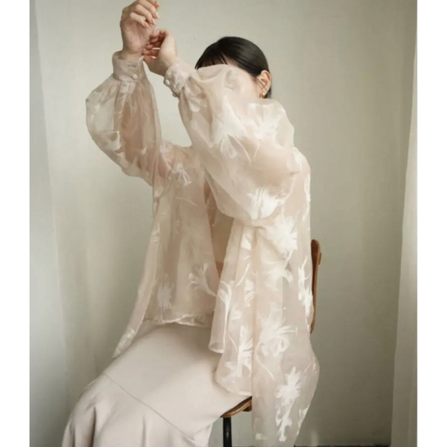 acka sheer over flare blouse | www.innoveering.net