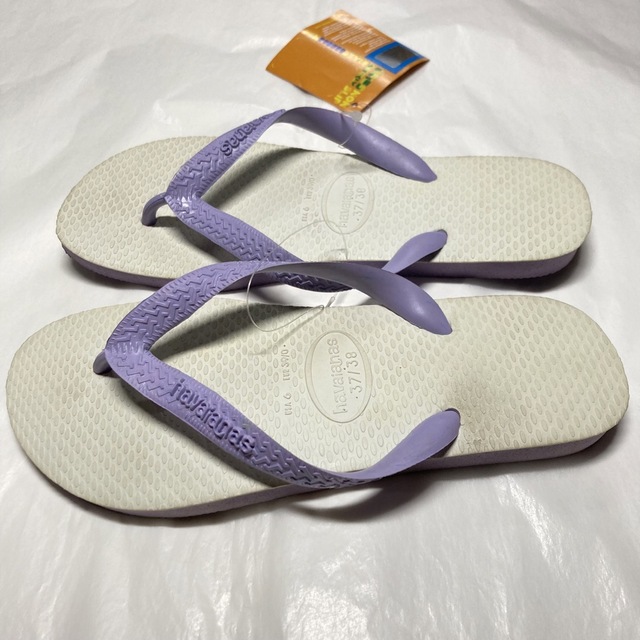 havaianas(ハワイアナス)の新品送料込み　ハワイアナス　サンダル　ホワイトパープル　24-24.5cm レディースの靴/シューズ(ビーチサンダル)の商品写真