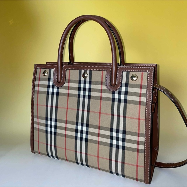 BURBERRY - BURBERRY 極美品 2way バンドバッグ ノバチェック