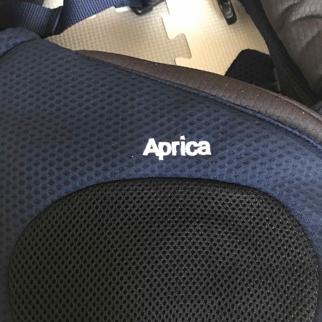 Aprica(アップリカ)のAprica コアラ　メッシュプラス キッズ/ベビー/マタニティの外出/移動用品(抱っこひも/おんぶひも)の商品写真