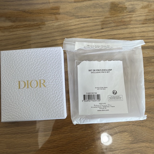 Dior(ディオール)のDior ピンバッジ レディースのファッション小物(その他)の商品写真