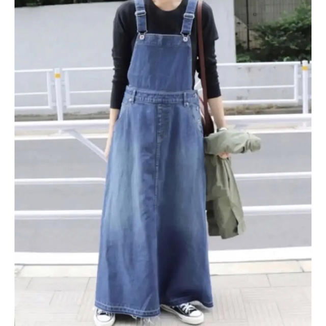 SLOBE IENA(スローブイエナ)の【ゆいぴ様専用】SLOBE IENA LE DENIMジャンパーデニムスカート レディースのワンピース(ロングワンピース/マキシワンピース)の商品写真