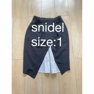 スナイデル(SNIDEL)の《美品・レア》snidel  ストライプタイトスカート(ひざ丈スカート)
