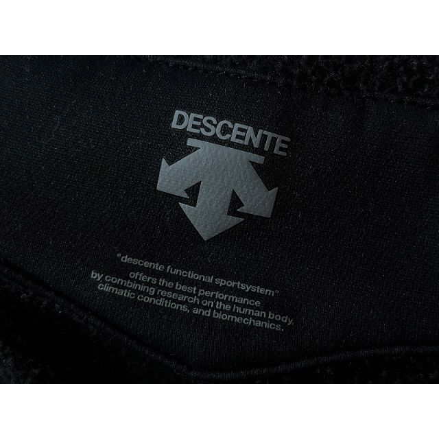 DESCENTE(デサント)のG① XL デサント DMMSJF25 ヒートナビ ストレッチ ジャケット 黒 スポーツ/アウトドアのトレーニング/エクササイズ(その他)の商品写真