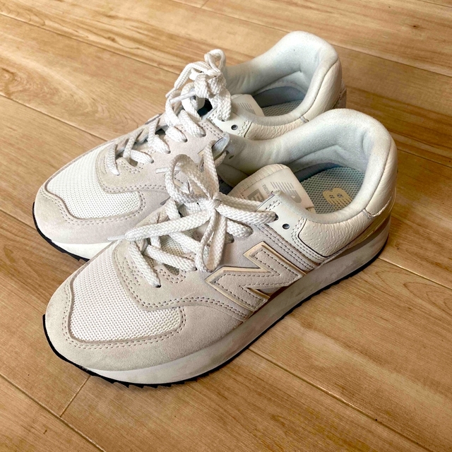 New Balance - ニューバランス 574の通販 by t's shop｜ニューバランス ...