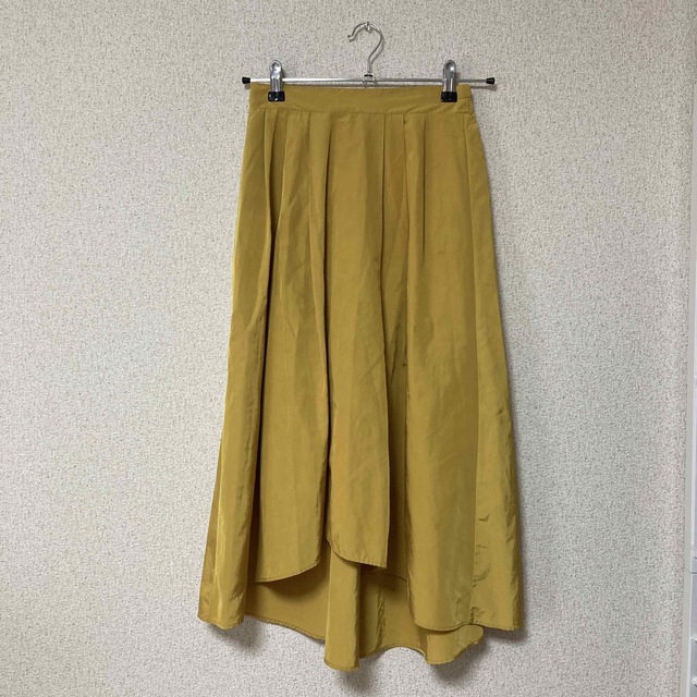 &.NOSTALGIA(ノスタルジア)のノスタルジア　黄色ミモレ丈スカート レディースのスカート(ひざ丈スカート)の商品写真