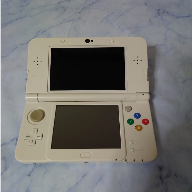 ニンテンドー3DS - Newニンテンドー3DS本体 超美品着せ替えプレート