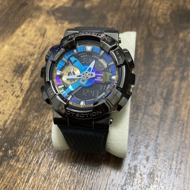 G-SHOCK(ジーショック)のG-SHOCK ANALOG-DIGITAL GM-110B-1AJF メンズの時計(腕時計(アナログ))の商品写真