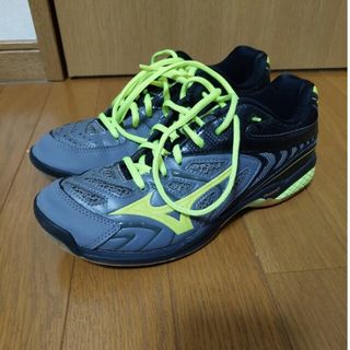 ミズノ(MIZUNO)のウェーブファングss2(バドミントン)