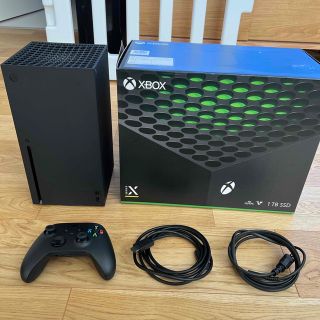 Microsoft Xbox Series X 美品！(家庭用ゲーム機本体)