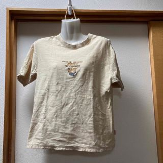 ベージュのクマの刺繍半袖Tシャツ(Tシャツ(半袖/袖なし))