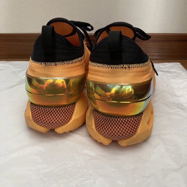 UNDER ARMOUR(アンダーアーマー)のUAホバーファントムSE MD 28.5cm メンズの靴/シューズ(スニーカー)の商品写真