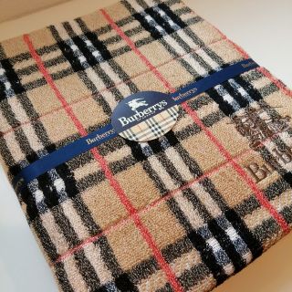 バーバリー(BURBERRY)の♪【新品未使用】Burberrys バーバリーロンドン バスタオル♪(タオル/バス用品)