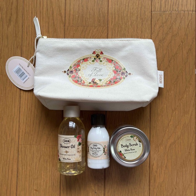 SABON(サボン)の【新品未使用】SABON★ホワイトローズ コスメ/美容のボディケア(ボディスクラブ)の商品写真