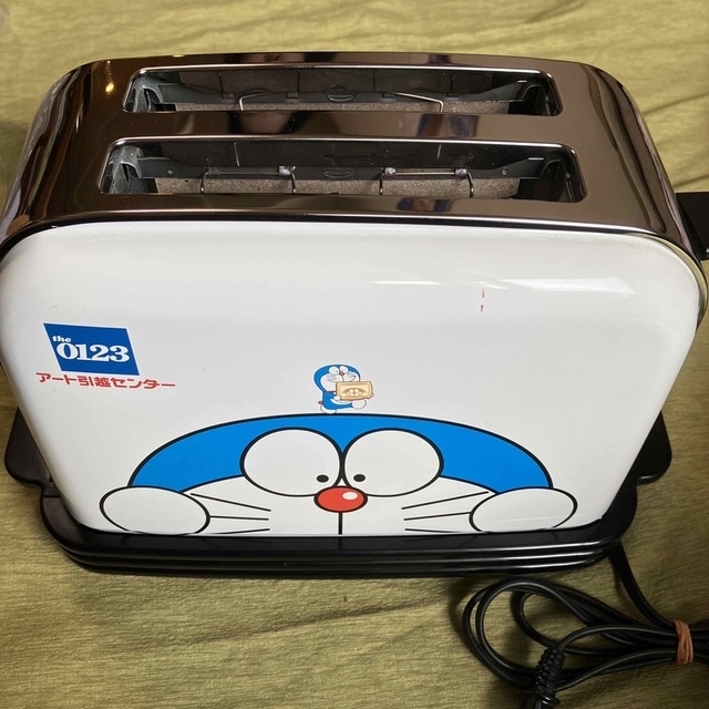 オーブントースター 2枚焼き ドラえもんトースター アート引っ越しセンター非売品 | フリマアプリ ラクマ