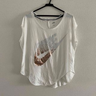 ナイキ(NIKE)のNIKE レディース　トップス(Tシャツ(半袖/袖なし))