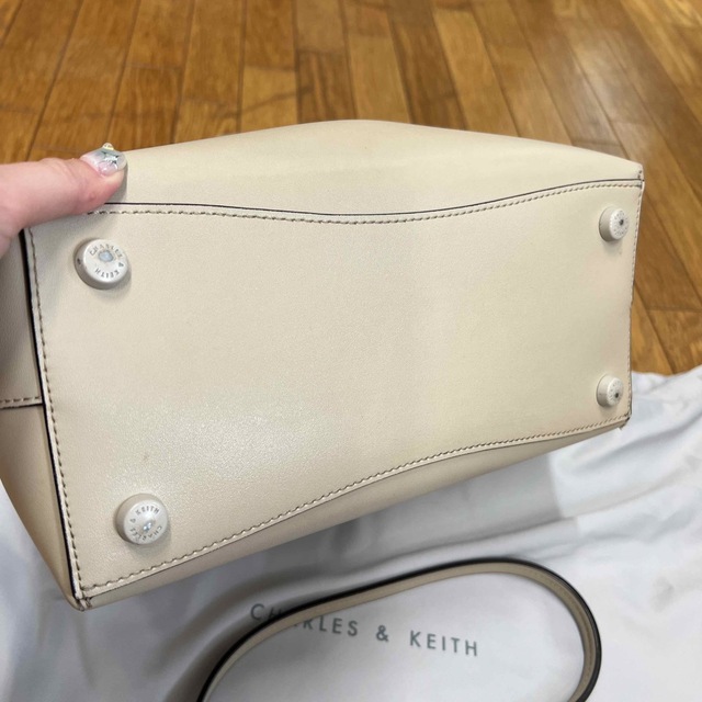 Charles and Keith(チャールズアンドキース)のチャールズアンドキース charleskeith バッグ バック レディースのバッグ(ハンドバッグ)の商品写真