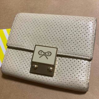 アニヤハインドマーチ(ANYA HINDMARCH)のアニヤハインドマーチ財布　ホワイト　本革(財布)