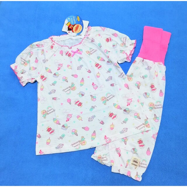 アンパンマン(アンパンマン)のの。様専用 キッズ/ベビー/マタニティのキッズ服女の子用(90cm~)(パジャマ)の商品写真