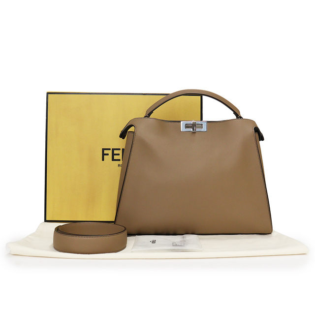 FENDI - フェンディ ピーカブー アイコニック エッセンシャル 2WAY