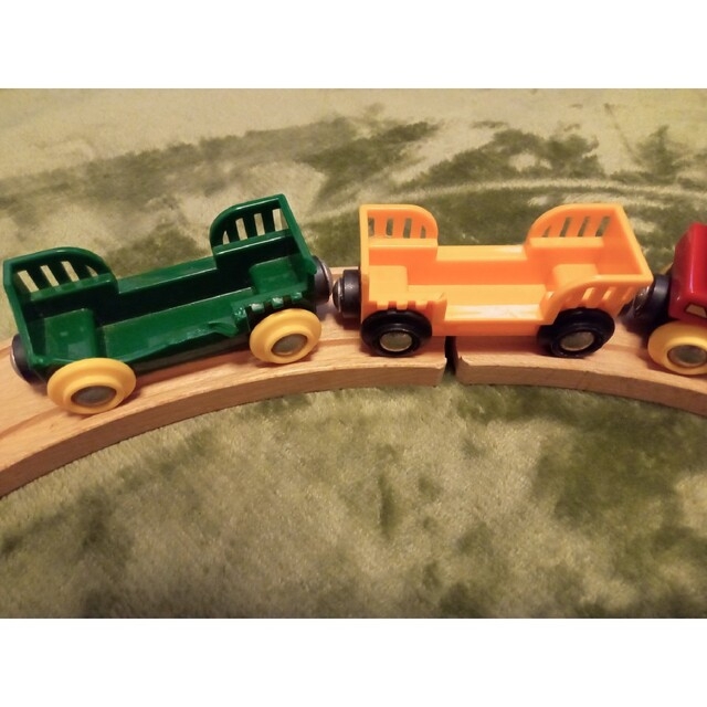 BRIO(ブリオ)の木製　BRIO 列車 キッズ/ベビー/マタニティのおもちゃ(電車のおもちゃ/車)の商品写真