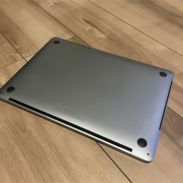 ジャンク(画面パネル割れ)  MacBook Pro US 16GB 5