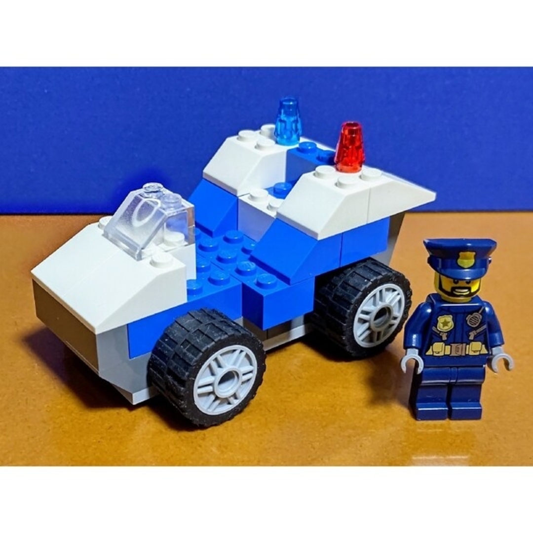 Lego(レゴ)のレゴ★シティ ポリスバギー＆警官ミニフィグ 美品 非売品 激レア 残少 エンタメ/ホビーのおもちゃ/ぬいぐるみ(模型/プラモデル)の商品写真