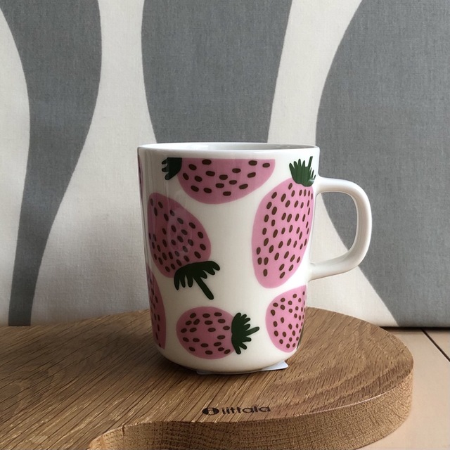 新品 marimekko MANSIKKA マンシッカ マグカップ & プレート - 食器