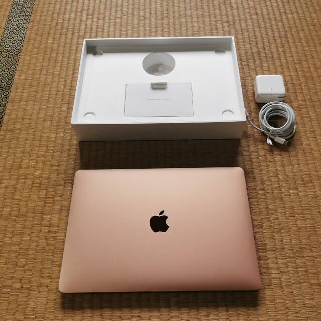 MacBook Air 13インチ　M1チップ　ゴールド　ほとんど未使用