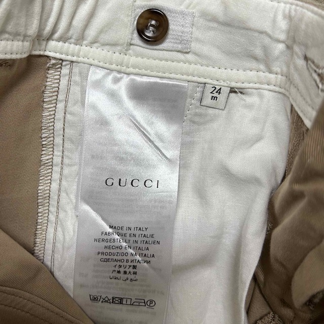 Gucci(グッチ)のお値下げ♡GUCCI 24m ズボン　男の子　グッチ　キッズ　ベージュ キッズ/ベビー/マタニティのキッズ服男の子用(90cm~)(パンツ/スパッツ)の商品写真