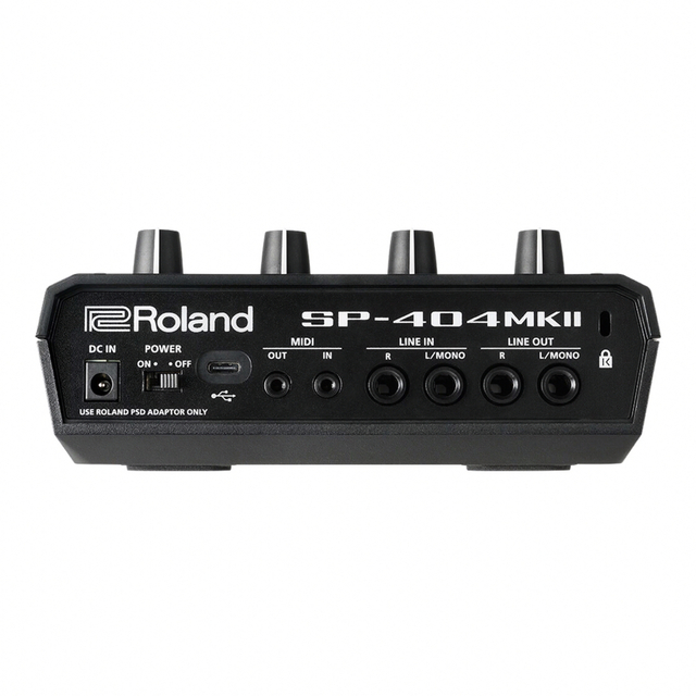 Roland(ローランド)のRoland SP-404MKII ローランド サンプラー　新品未開封 楽器のDJ機器(その他)の商品写真